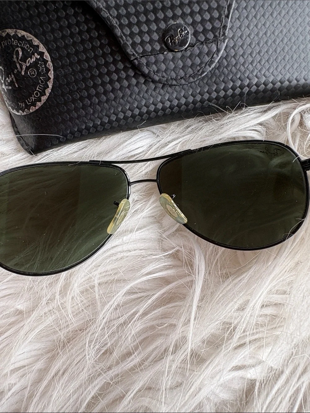 Ray-Ban Aviators Carbon Fiber RB8313
